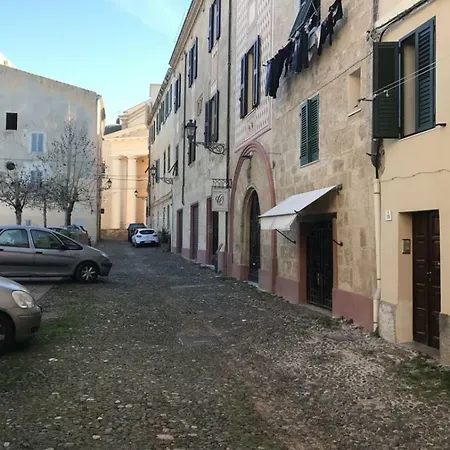 Casa Vacanze Erasmo *